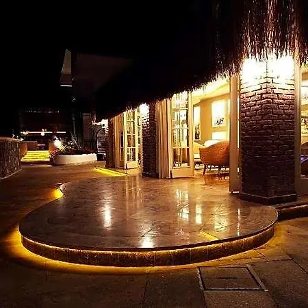 The Pinehill & 3* فتحية
