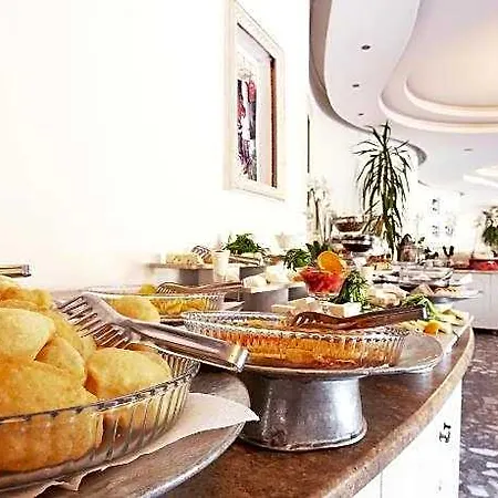 The Pinehill & 3* فتحية