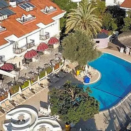 The Pinehill & 3* فتحية